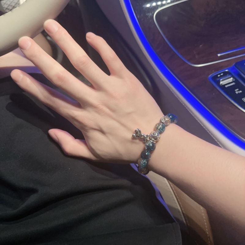 chr1st1an D10r bracelets